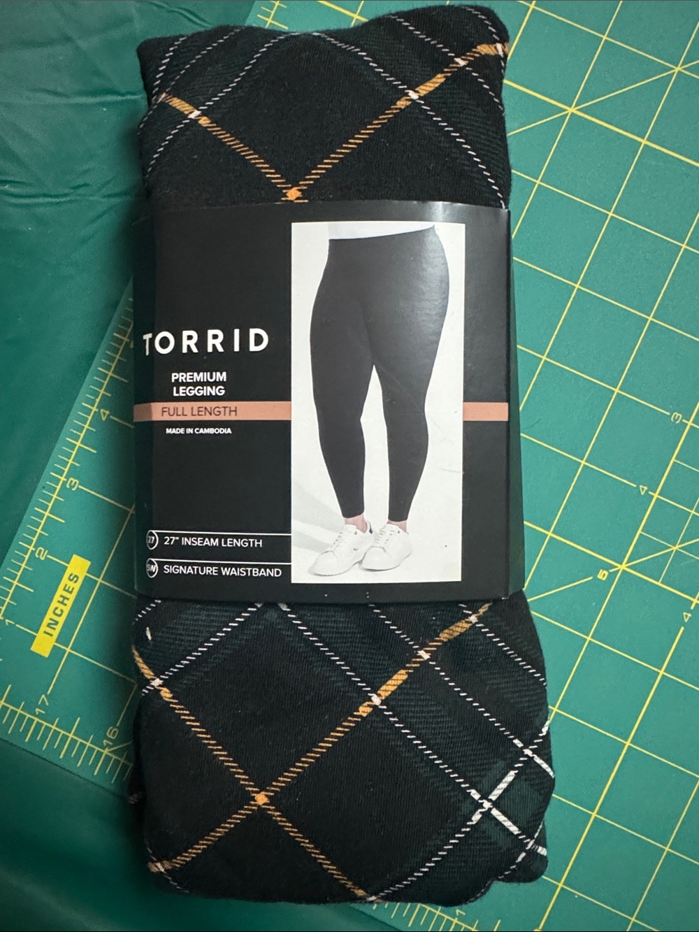 Torrid Black Plaid Leggings- Premium Full Length size 4